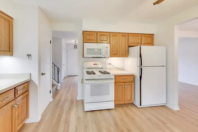 $379,500 | 8354 Margerita Avenue, Orland Park, IL 60462