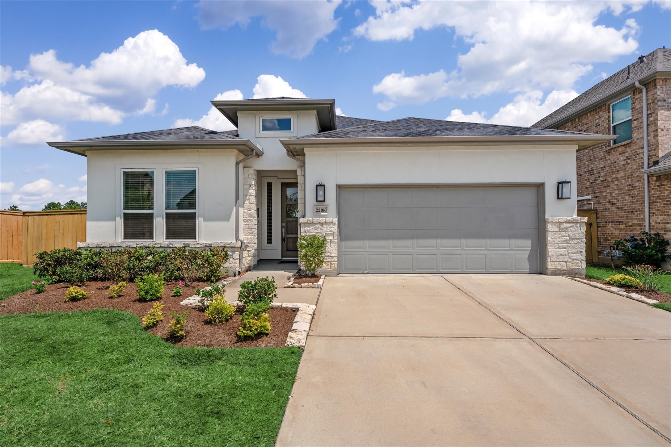 22106 Raburn Ranch Tomball, TX 77375 - Photo 2 of 37