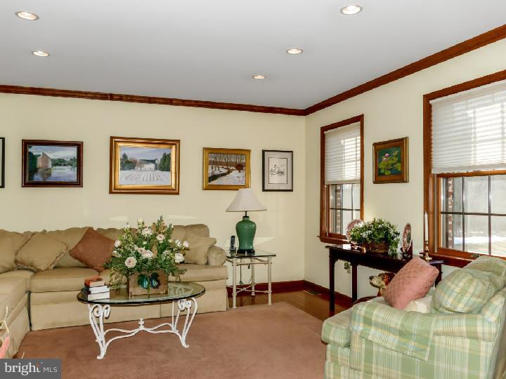 135 Upper Stump Road Chalfont, PA 18914 - Photo 4 of 23 Living Room
