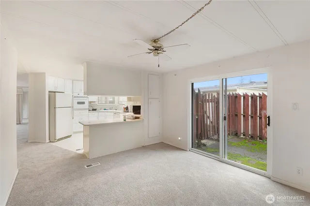 $125,000 | 145 Sereno Cir Drive, Bremerton, WA 98312