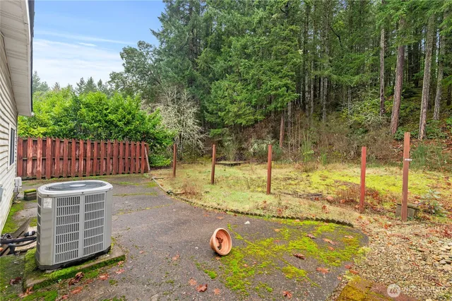 $125,000 | 145 Sereno Cir Drive, Bremerton, WA 98312