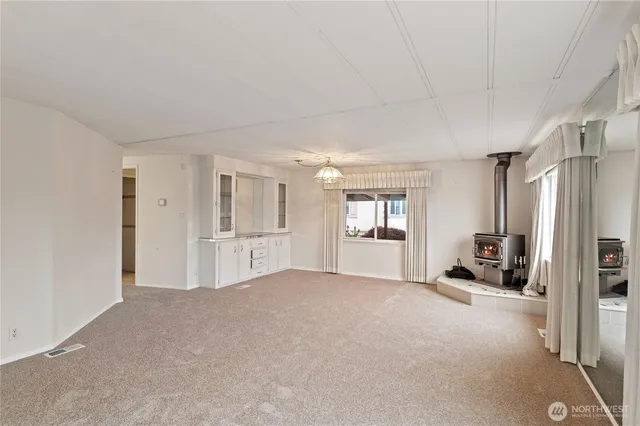 $125,000 | 145 Sereno Cir Drive, Bremerton, WA 98312