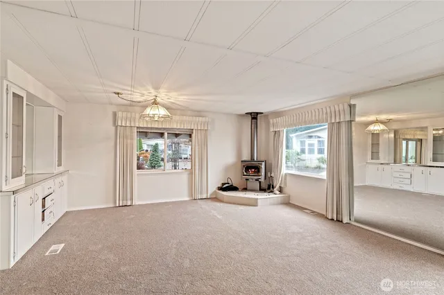 $125,000 | 145 Sereno Cir Drive, Bremerton, WA 98312