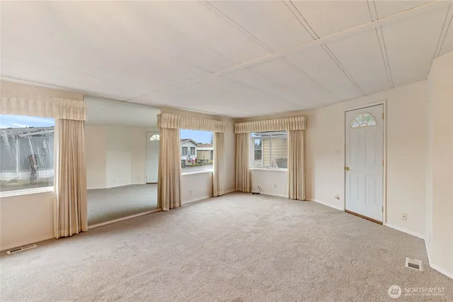 $125,000 | 145 Sereno Cir Drive, Bremerton, WA 98312