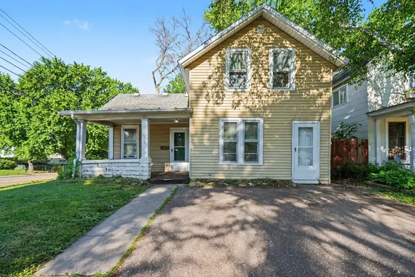 $269,900 | 104 Sherburne Street North, Stillwater, MN 55082