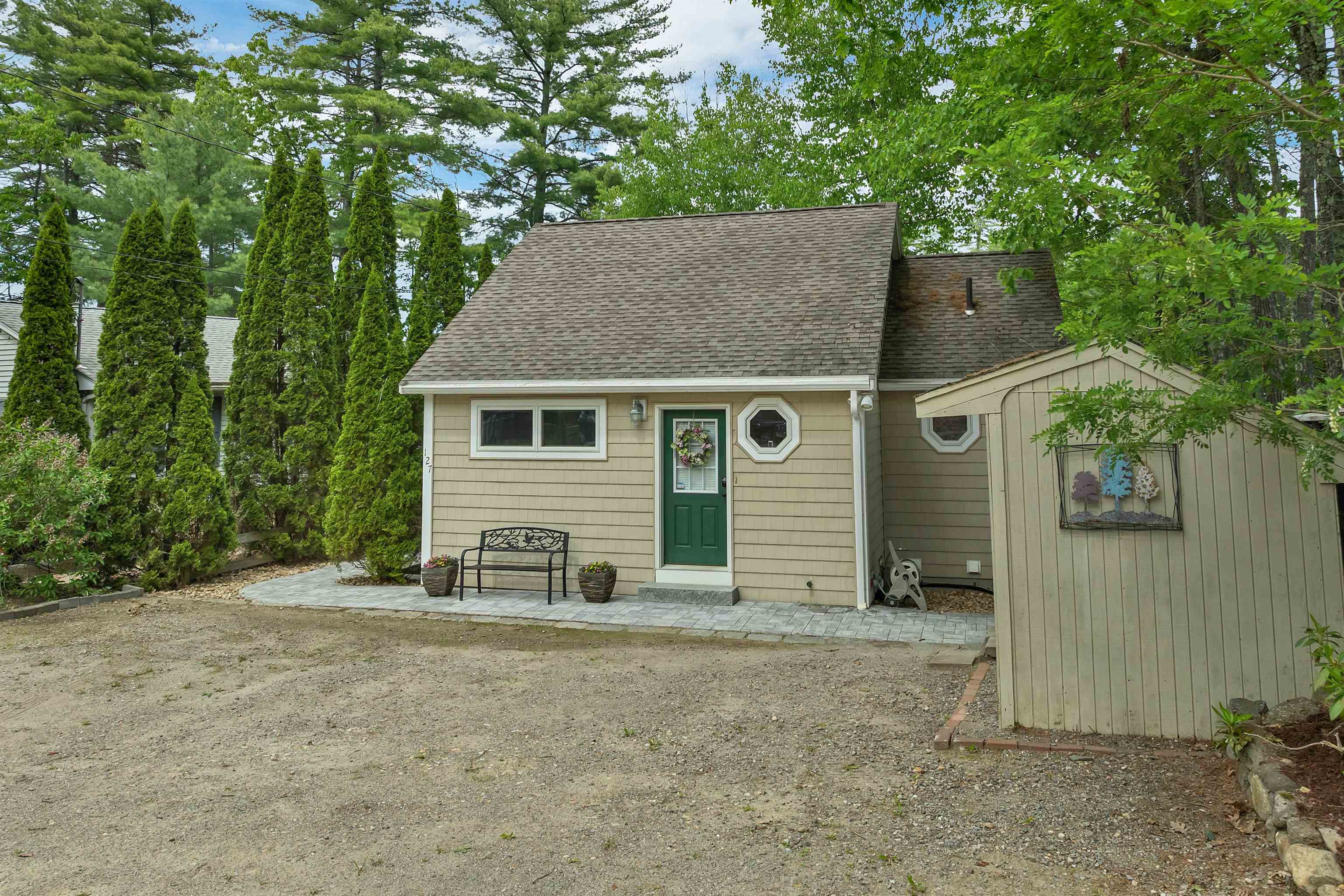 127 Jefferson Road Belmont, NH 03220 - Photo 4 of 58