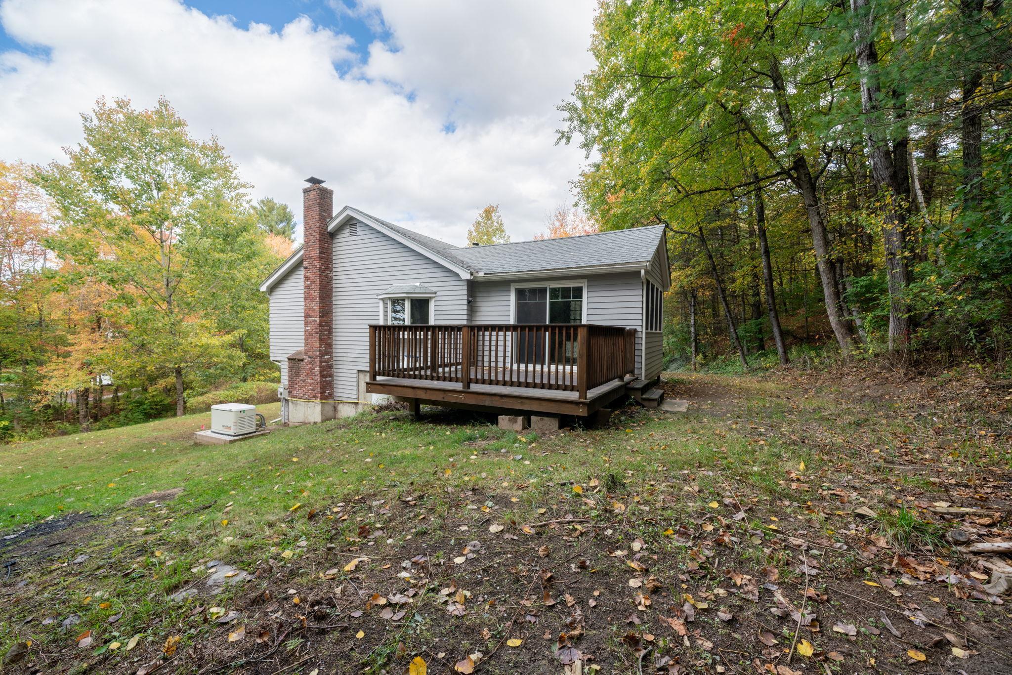 8 Crestwood Road Windham, NH 03087 - Photo 24 of 34