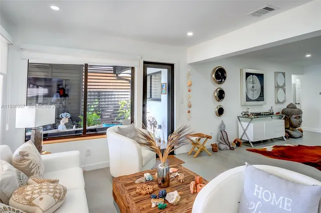 $4,800 | 1511 Northwest 87th Way, Pembroke Pines, FL 33024