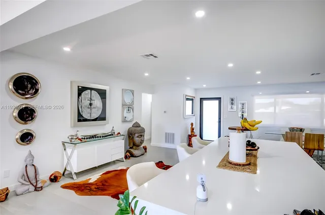 $4,800 | 1511 Northwest 87th Way, Pembroke Pines, FL 33024