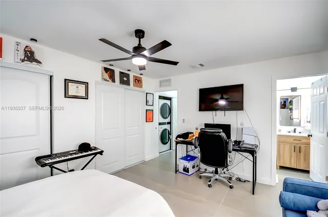 $4,800 | 1511 Northwest 87th Way, Pembroke Pines, FL 33024