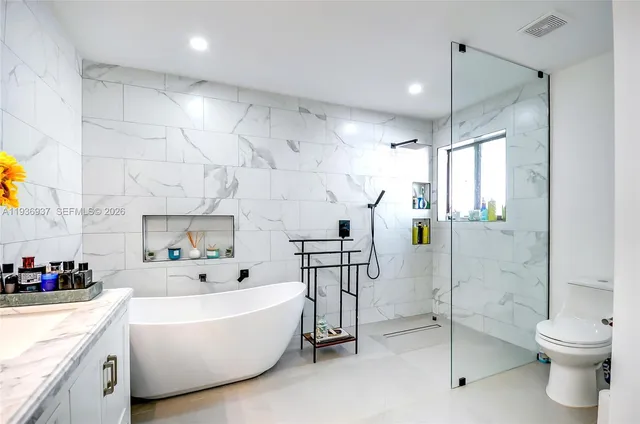 $4,800 | 1511 Northwest 87th Way, Pembroke Pines, FL 33024