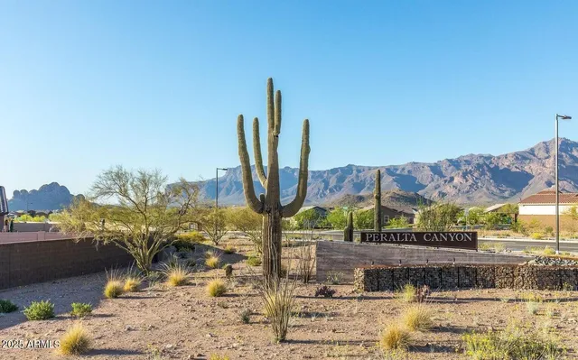 $465,900 | 12587 East Pivot Peak, Gold Canyon, AZ 85118
