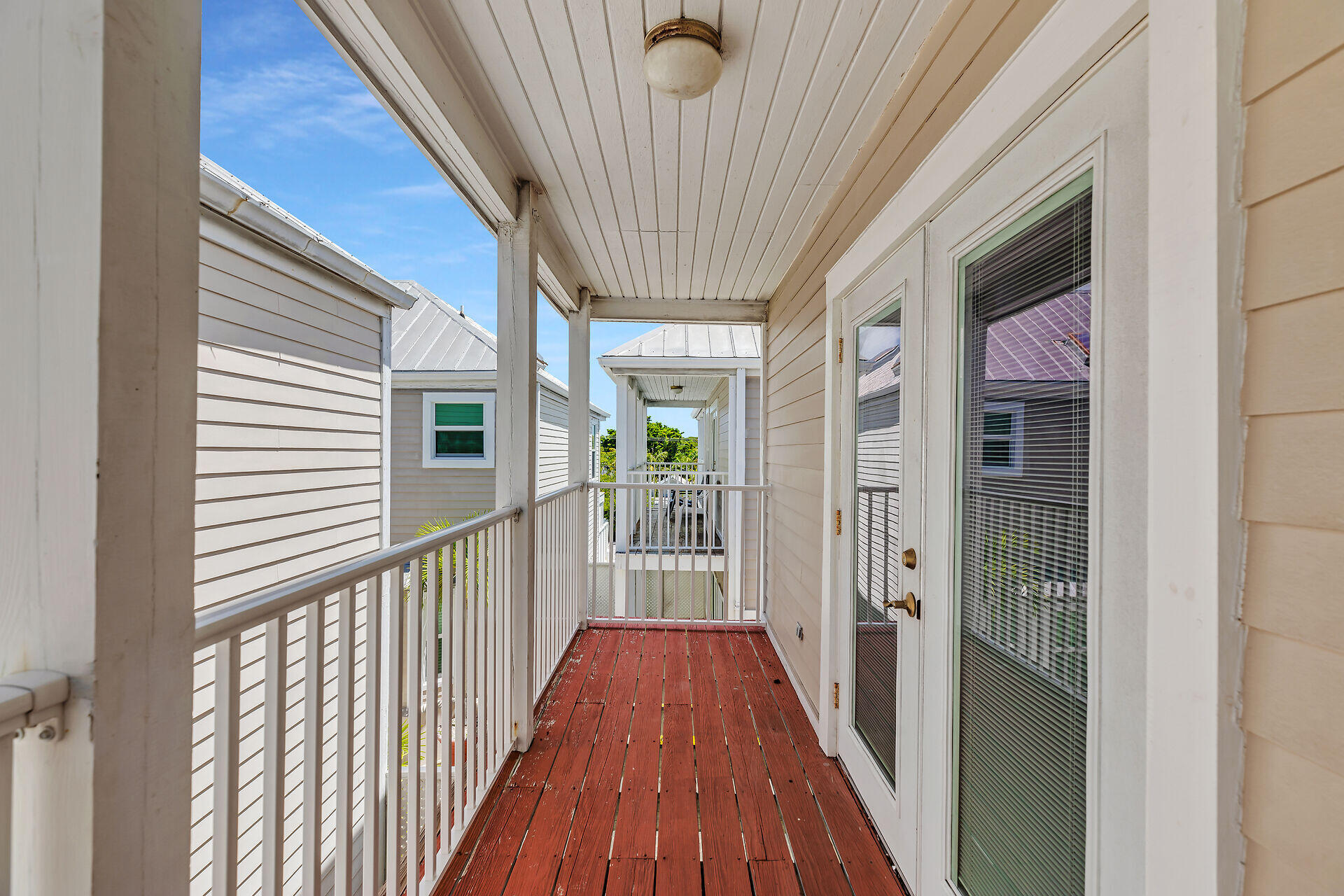 1075 Duval Street, Unit R10 Key West, FL 33040 - Photo 3 of 38 a view of a balcony