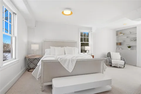 $3,450,000 | 10 Circle Avenue, Larchmont, NY 10538