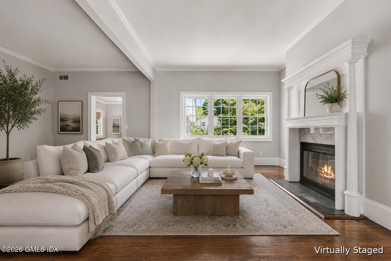 97 Riverside Avenue Riverside, CT 06878 - Photo 16 of 45 Living Room