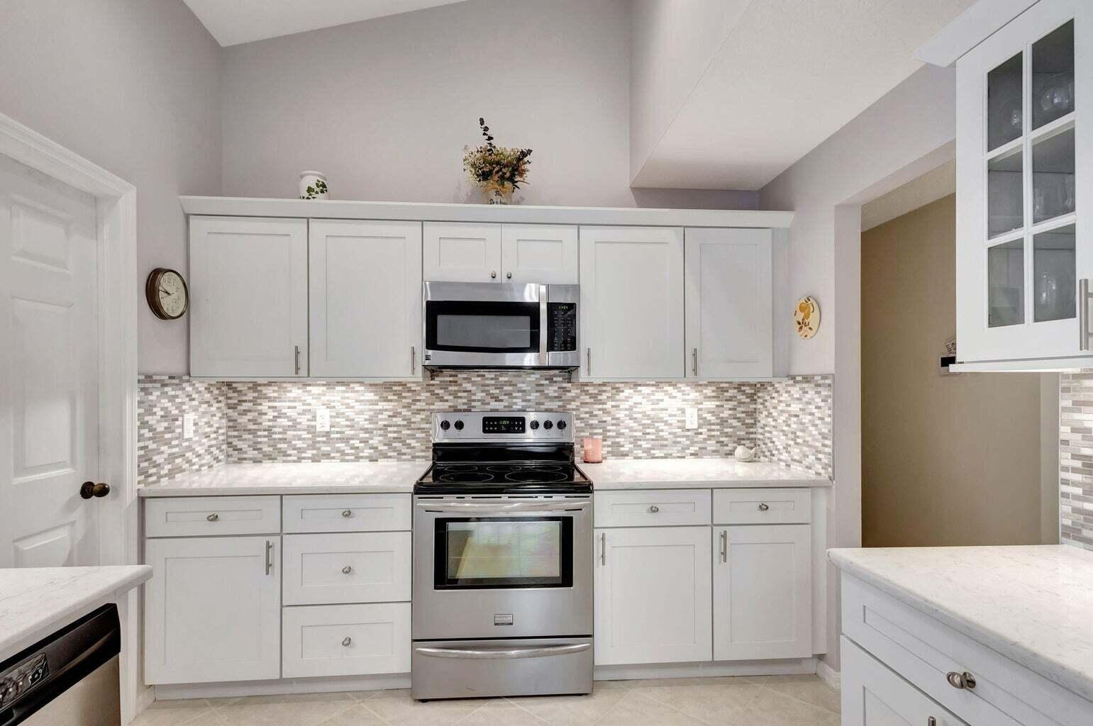 16550 Riverwind Drive Jupiter, FL 33477 - Photo 13 of 39 20250501131406214567000000-o