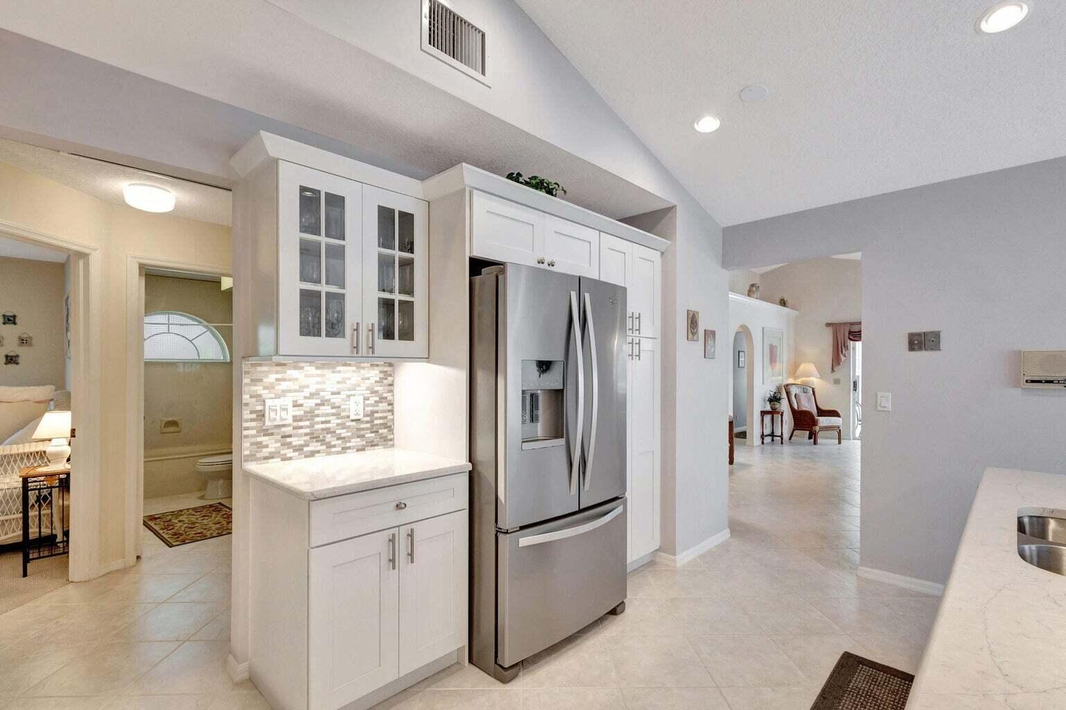 16550 Riverwind Drive Jupiter, FL 33477 - Photo 14 of 39 20250501131406928901000000-o