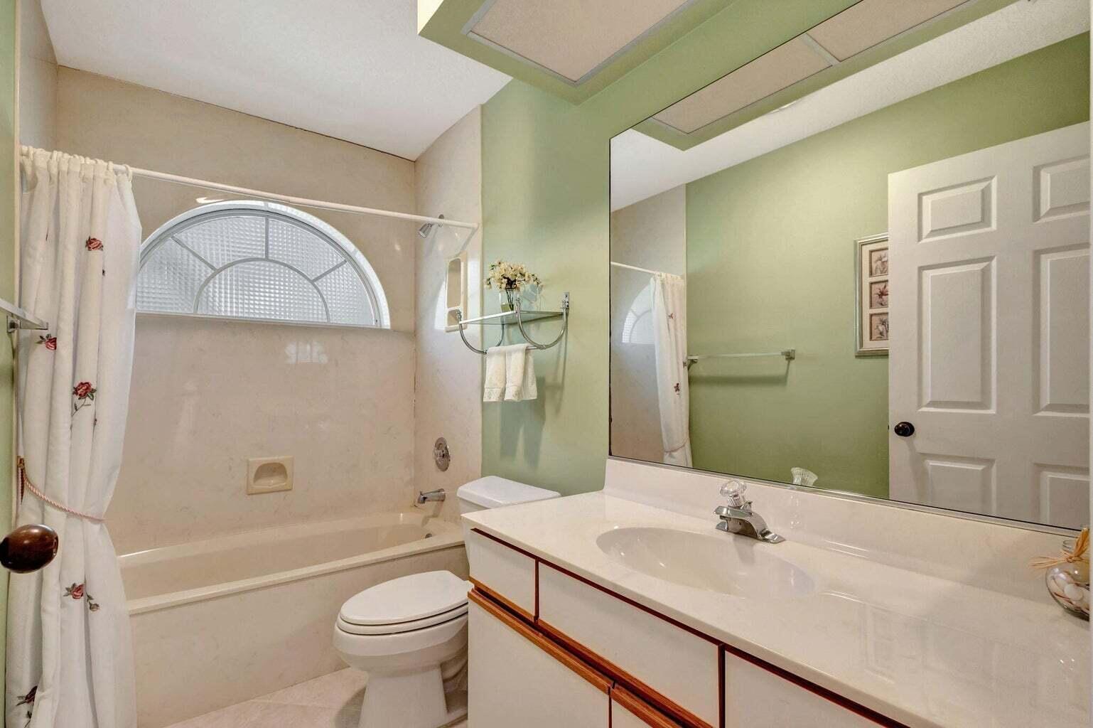 16550 Riverwind Drive Jupiter, FL 33477 - Photo 27 of 39 20250501131412668822000000-o