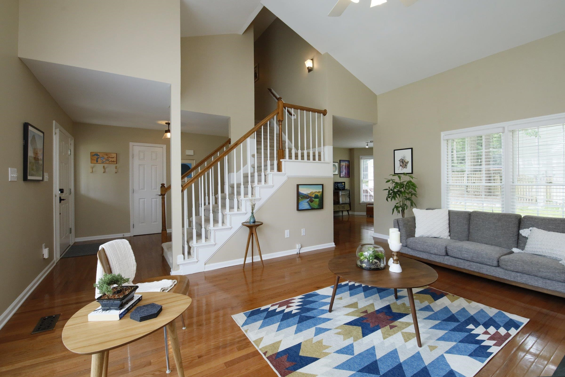 11941 North Exeter Way Raleigh, NC 27613 - Photo 8 of 32 Living Room