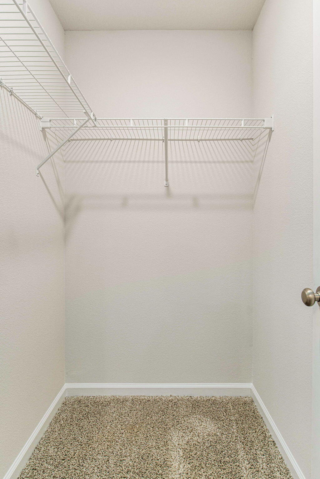 3064 Jane Lane Crestview, FL 32539 - Photo 14 of 33 a view of a small space