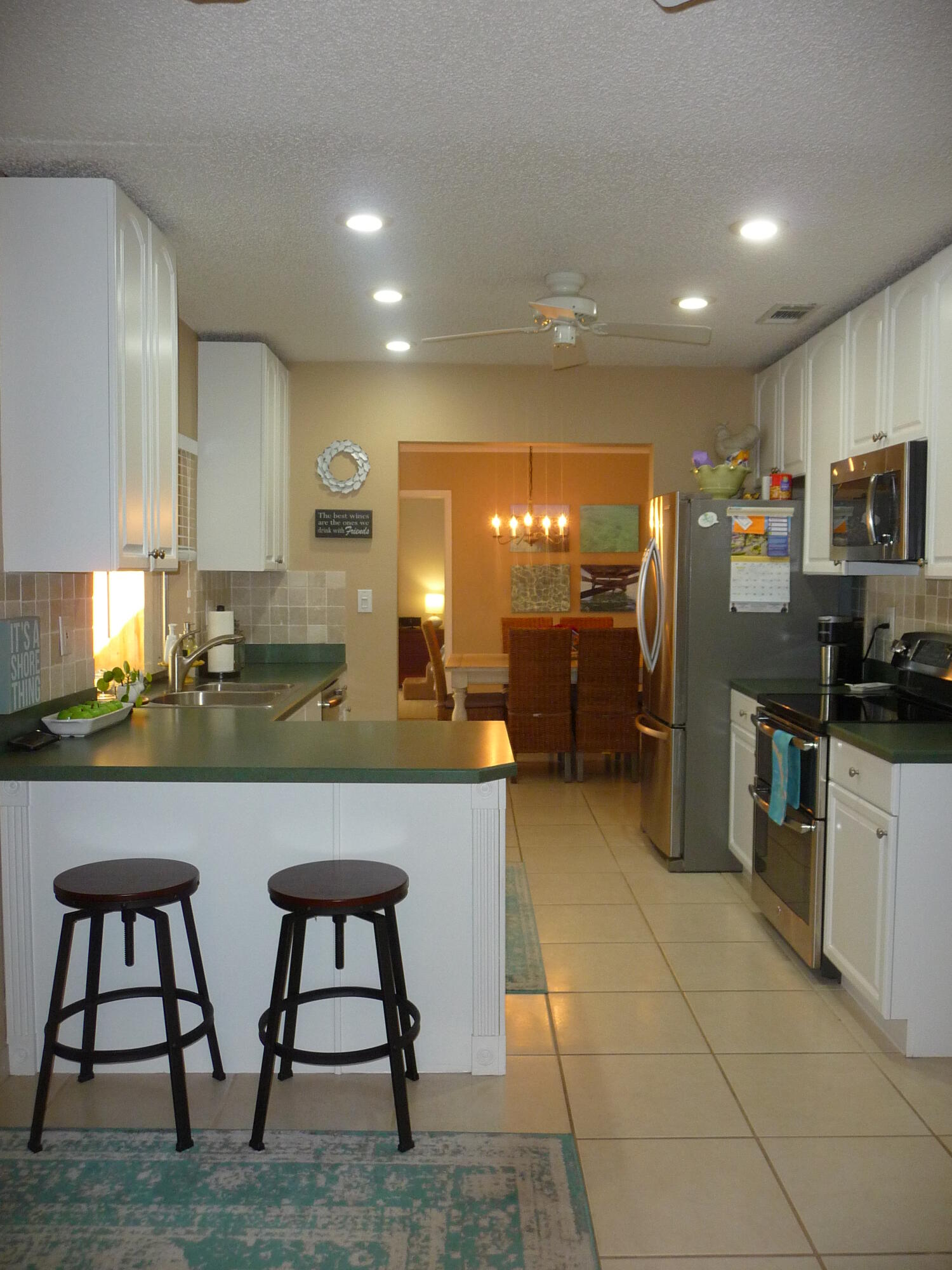 1331 Southwest 12th Street Boca Raton, FL 33486 - Photo 17 of 50 KITCHEN WITH DINING COUNTER
