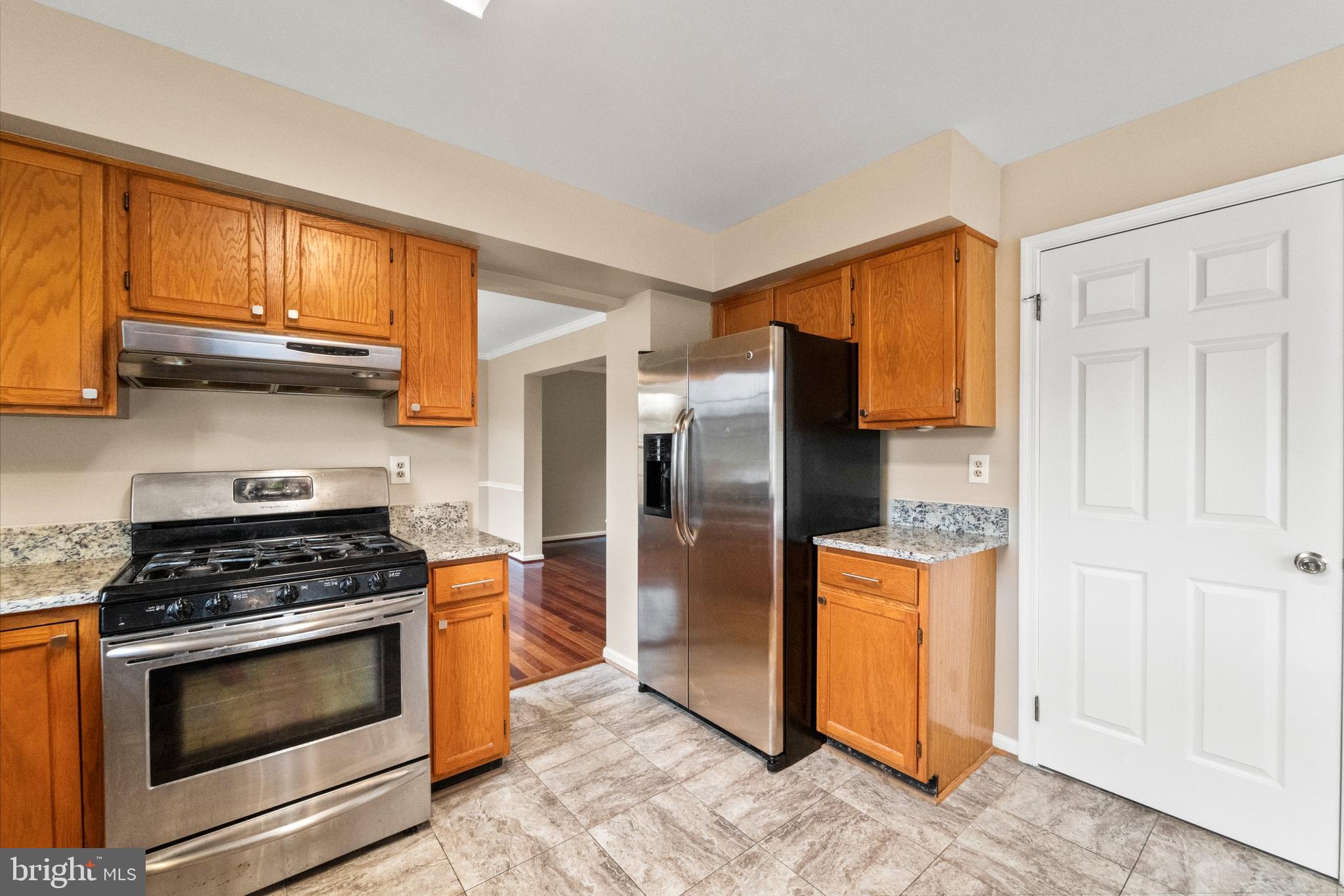 1503 Golf Course Drive Bowie, MD 20721 - Photo 20 of 60 Gas Stove Burners