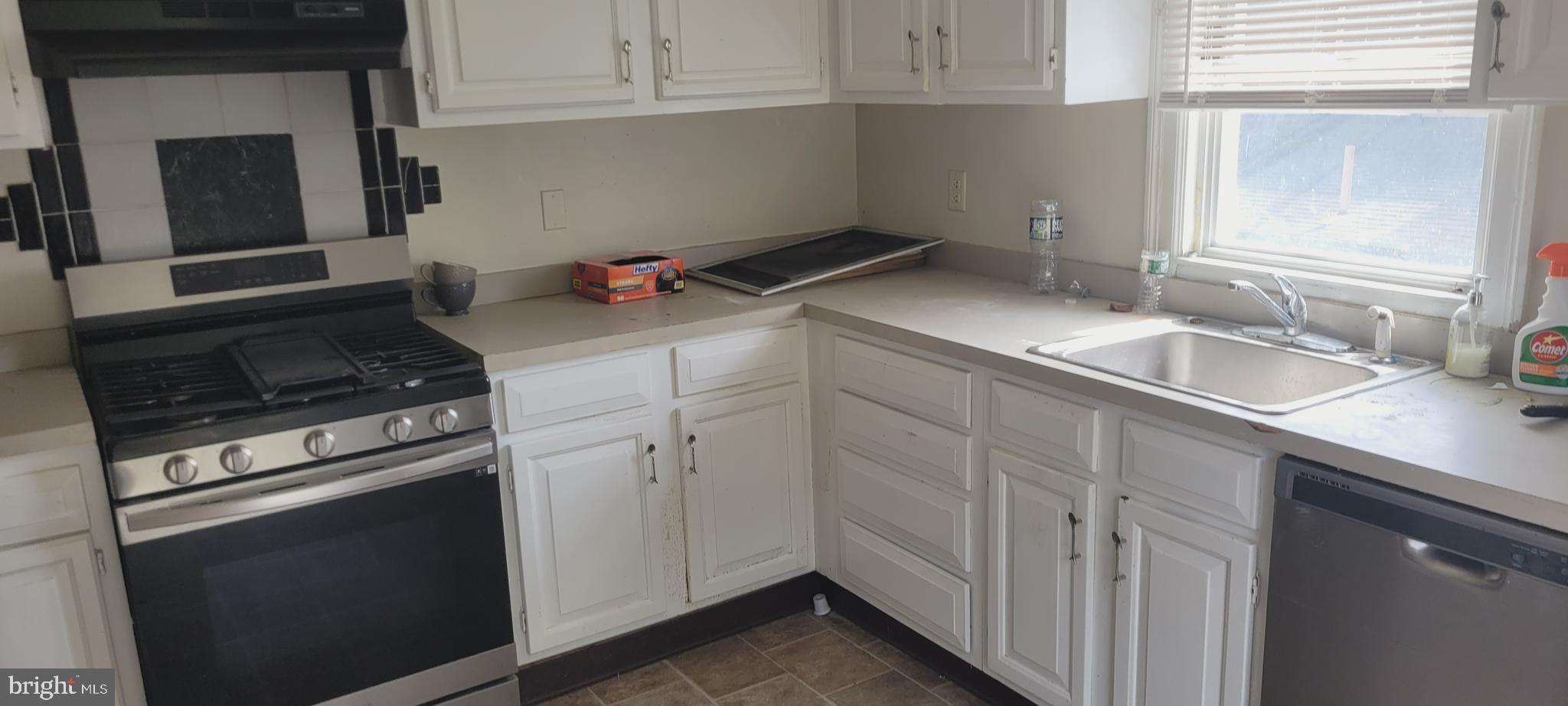 1216 Darby Road Havertown, PA 19083 - Photo 12 of 18