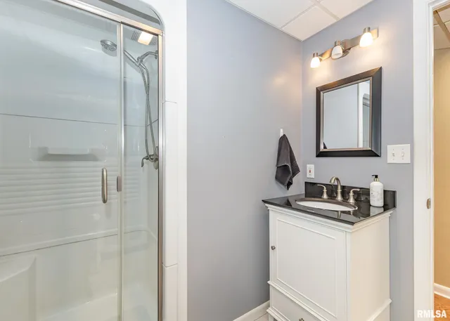 $269,900 | 592 Lake Drive, Woodhull, IL 61490