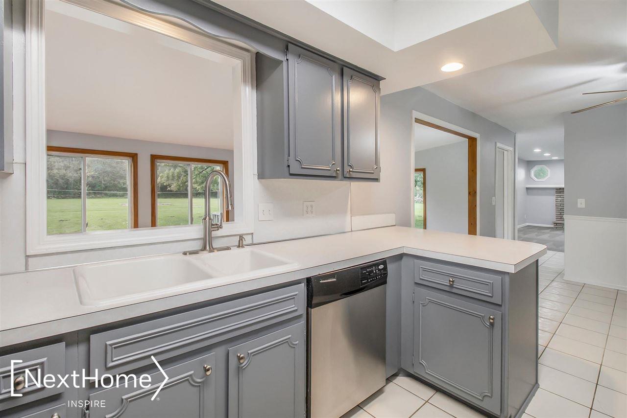 7385 North Linden Road Mount Morris, MI 48458 - Photo 12 of 40 50057389-11.JPG