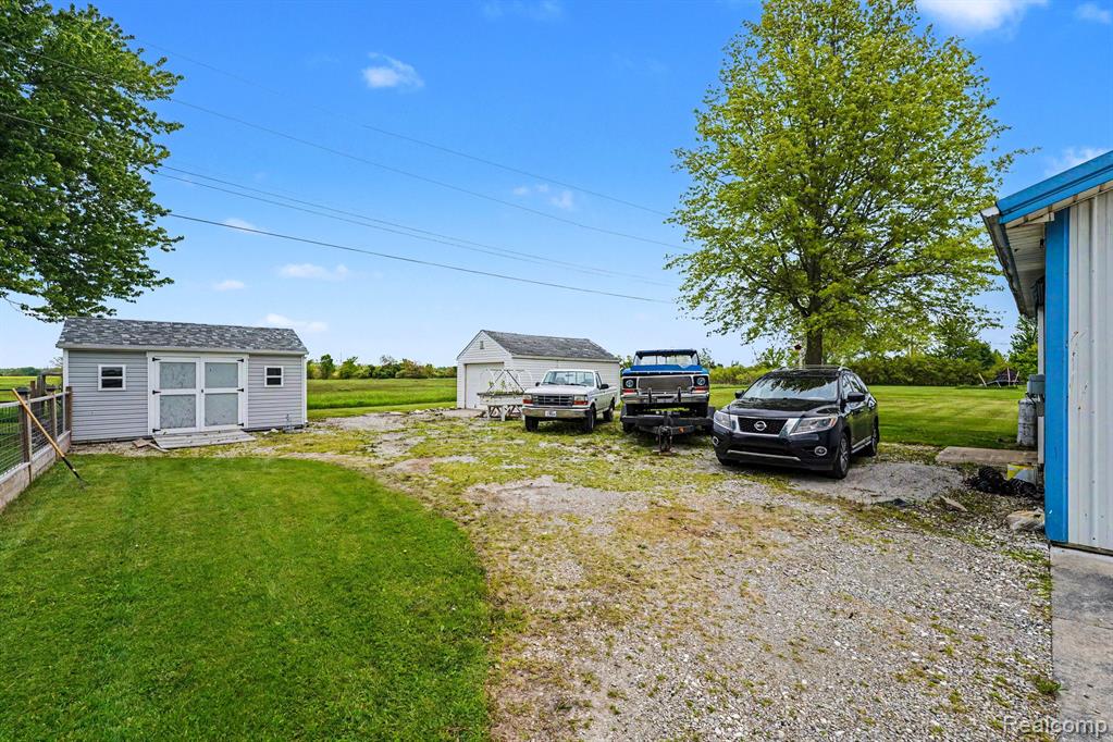 2797 East Labo Road Carleton, MI 48117 - Photo 27 of 29