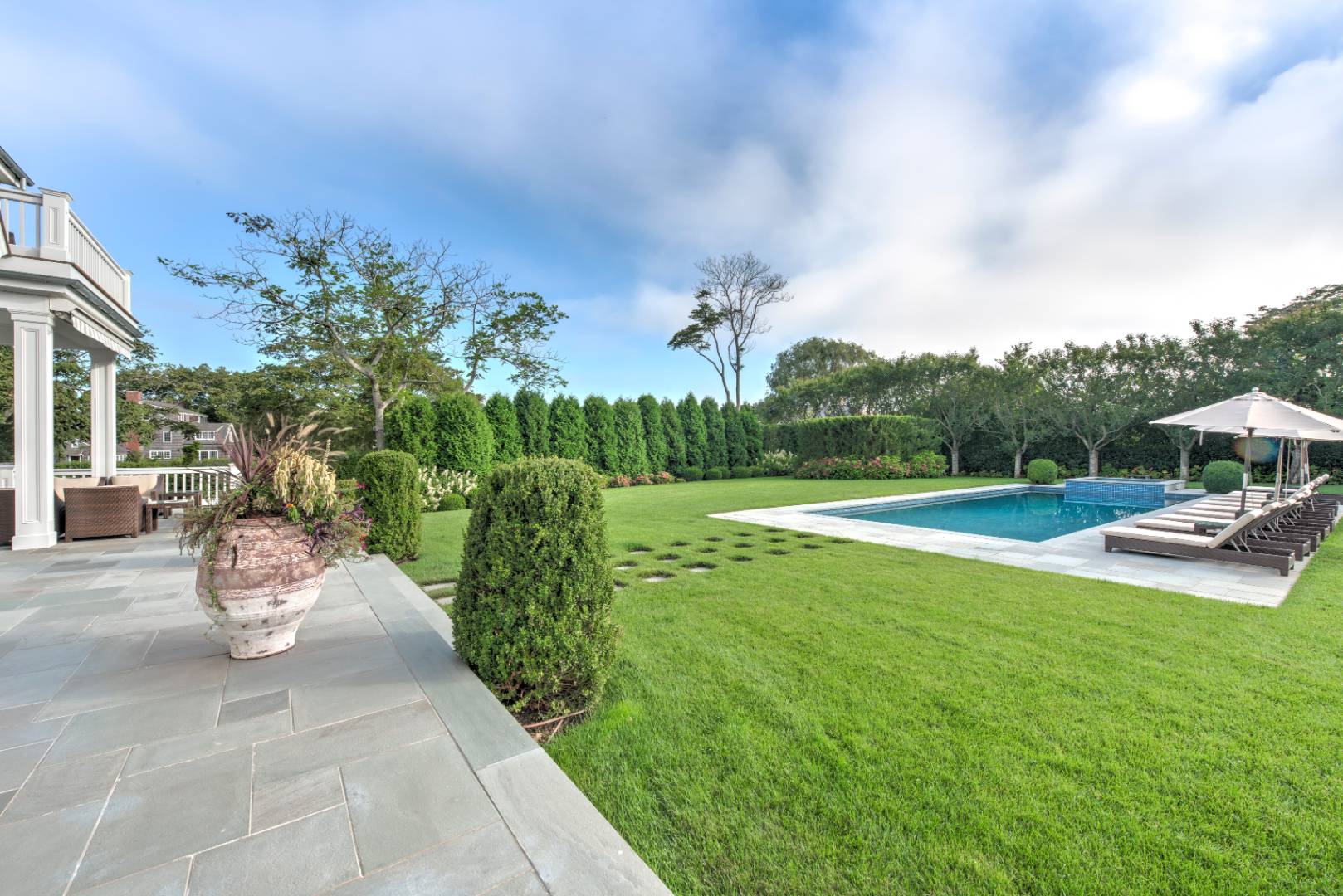 27 Jones Road East Hampton, NY 11937 - Photo 5 of 23