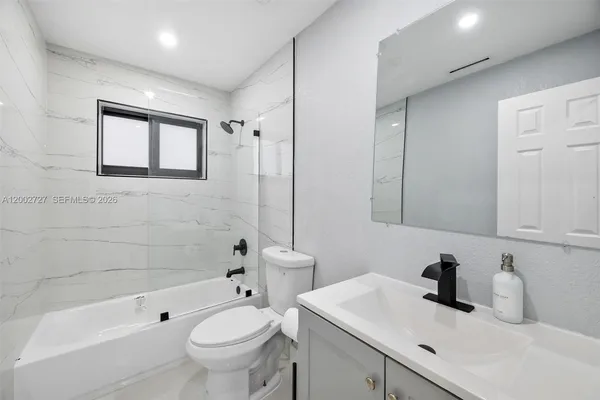 $1,049,000 | 14760 South Spur Drive, Miami, FL 33161