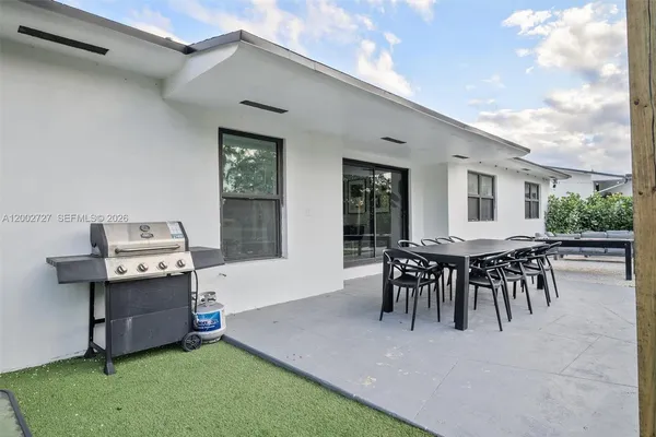 $1,049,000 | 14760 South Spur Drive, Miami, FL 33161
