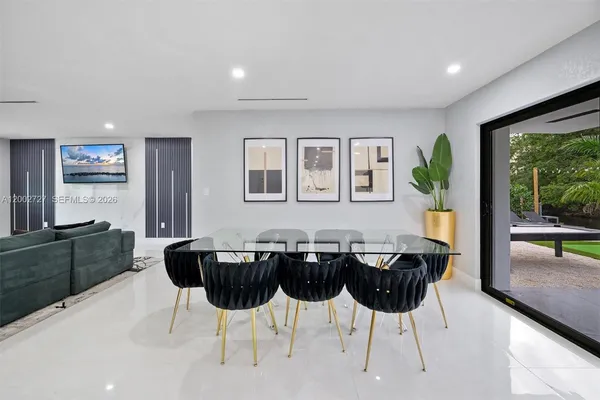 $1,049,000 | 14760 South Spur Drive, Miami, FL 33161