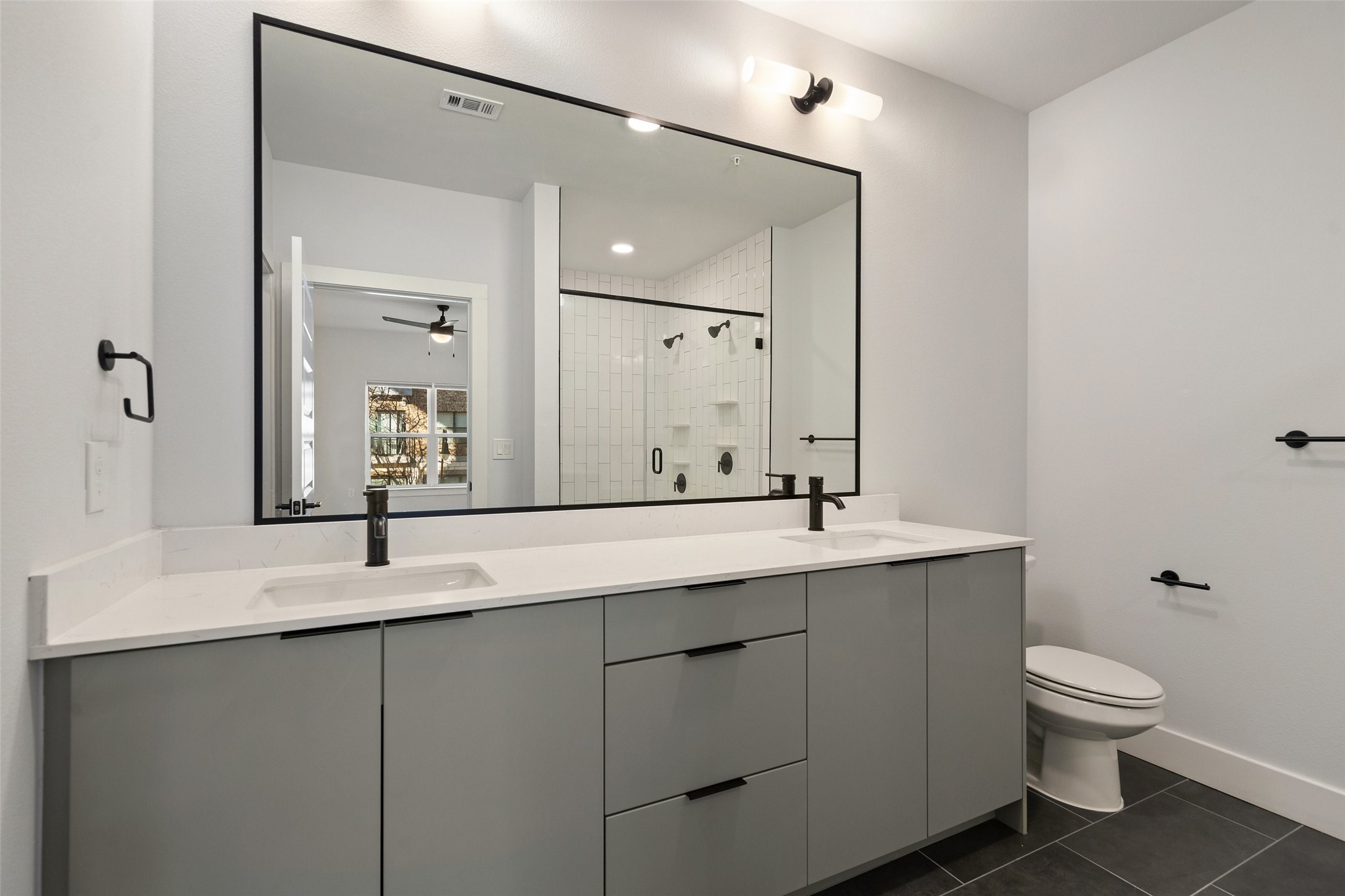 2500 Longview Street, Unit 222 Austin, TX 78705 - Photo 12 of 38