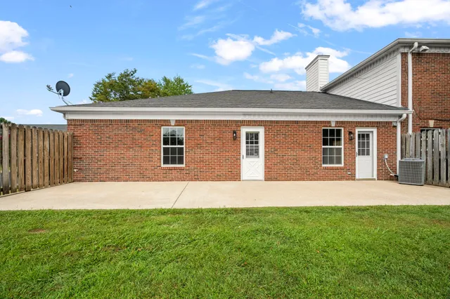 $299,900 | 2121 Highway 12 North, Unit 96, Ashland City, TN 37015