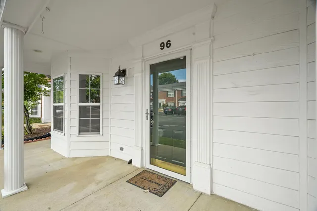 $299,900 | 2121 Highway 12 North, Unit 96, Ashland City, TN 37015