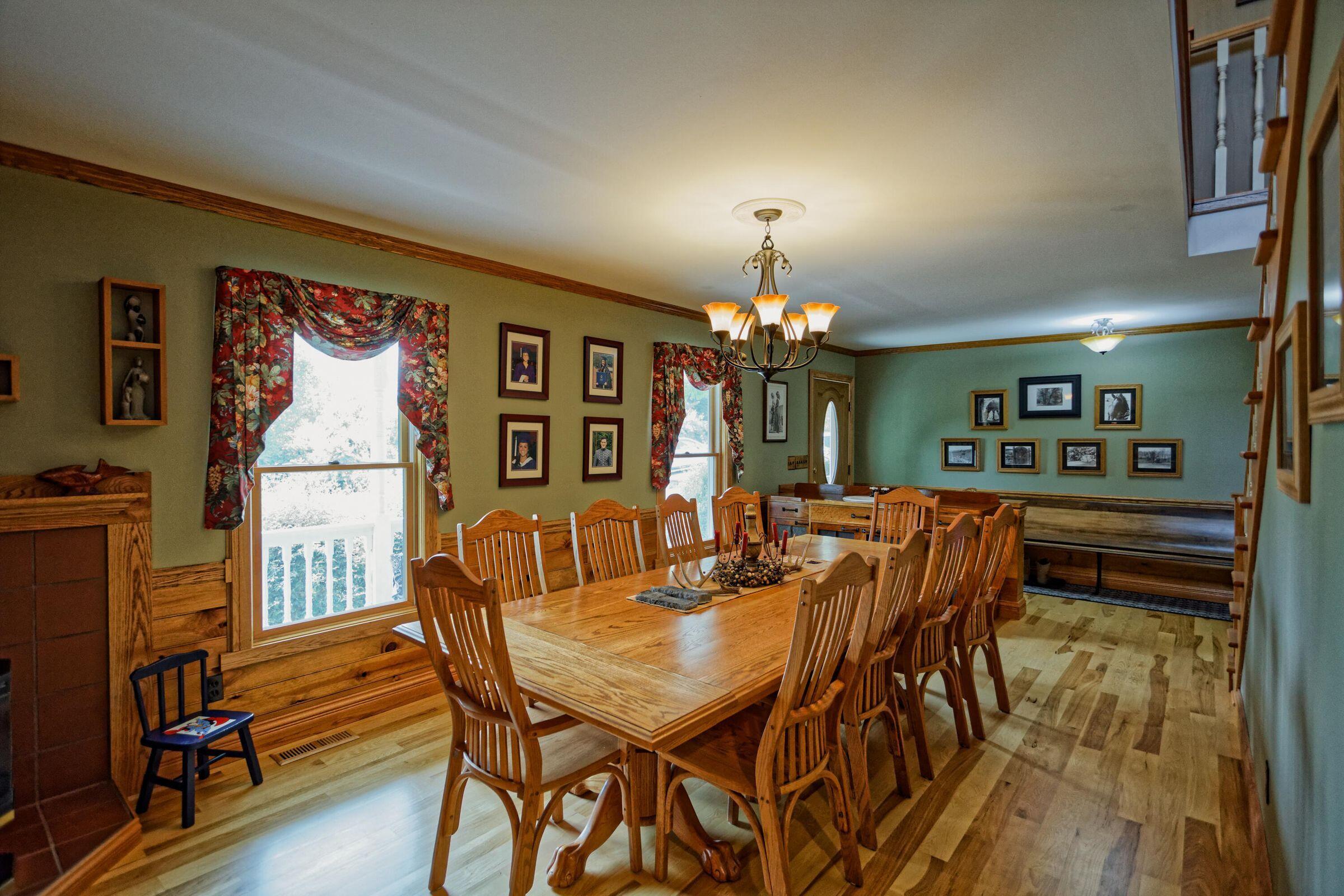 435 Eastview Lane Raphine, VA 24472 - Photo 12 of 50 13