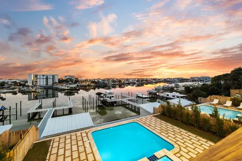 $4,650,000 | 714 Harbor Boulevard, Destin, FL 32541