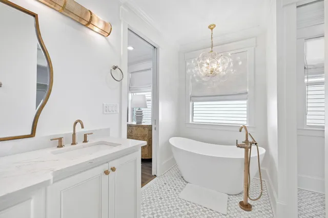 $4,650,000 | 714 Harbor Boulevard, Destin, FL 32541