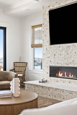 $4,650,000 | 714 Harbor Boulevard, Destin, FL 32541