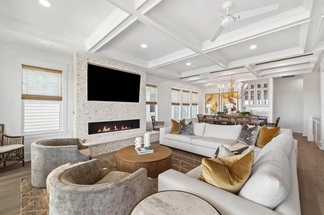 $4,650,000 | 714 Harbor Boulevard, Destin, FL 32541