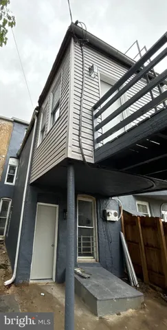 a view of a house with a garage