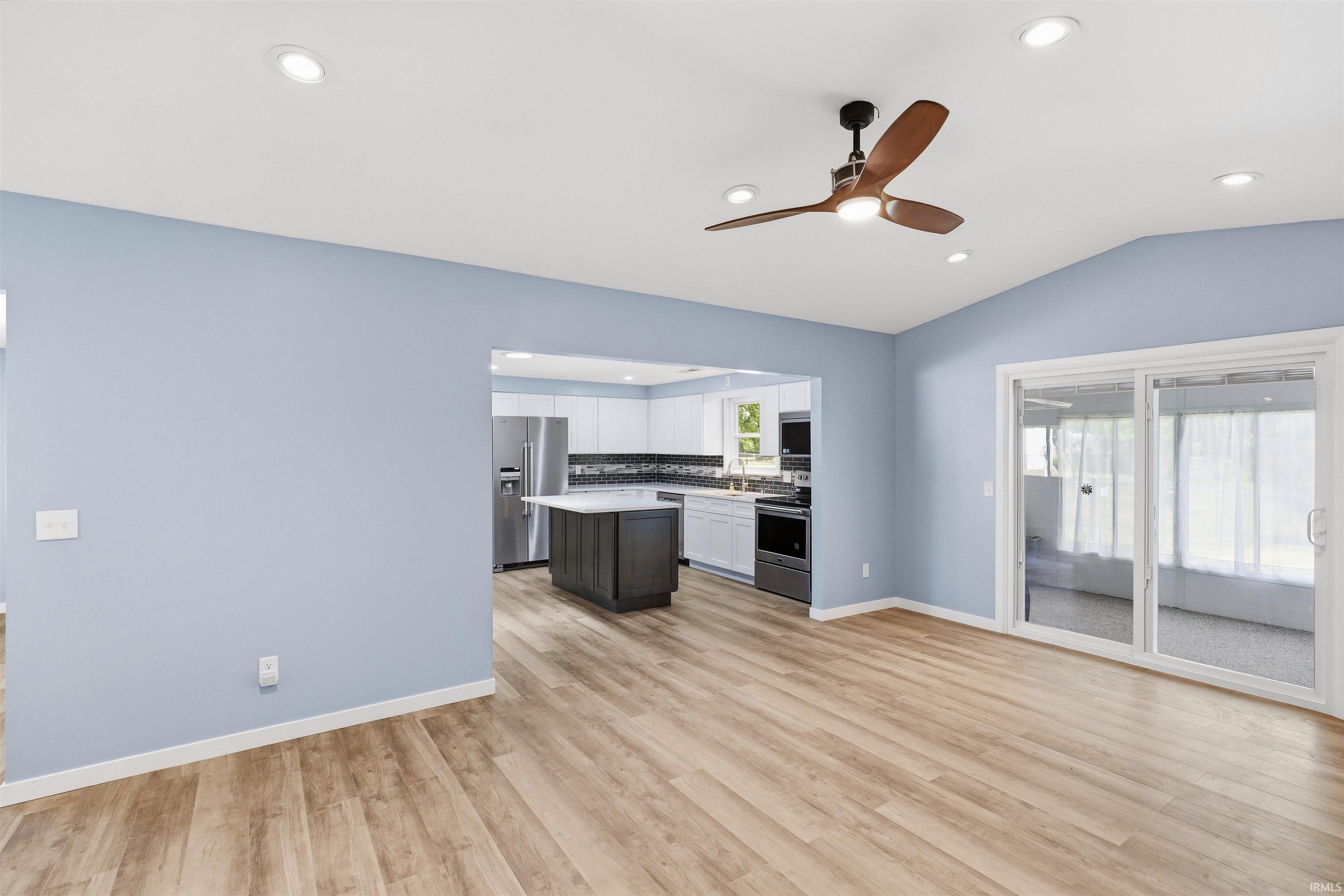11712 Roberts Road Harlan, IN 46743 - Photo 24 of 48