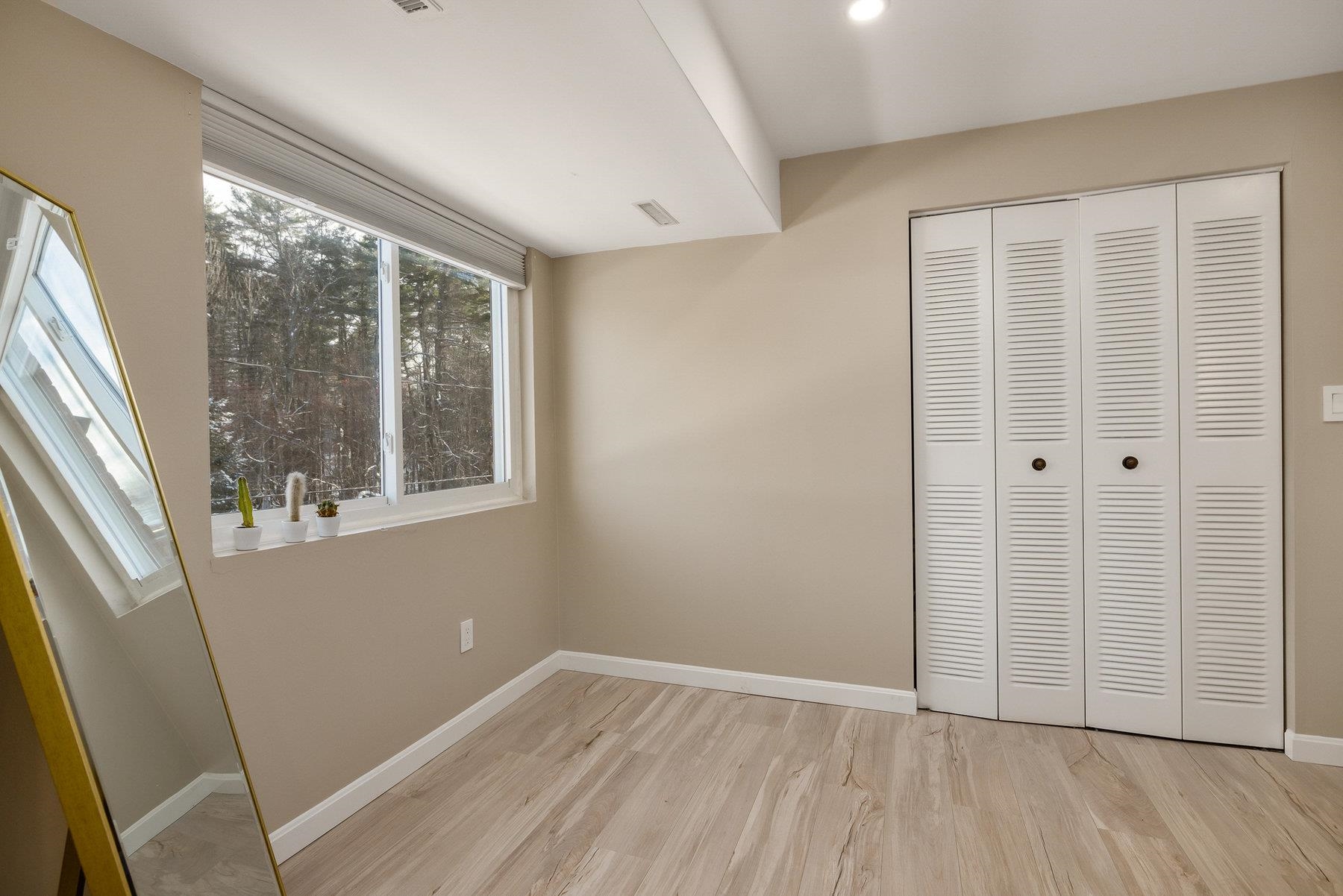 4 Brookside Drive, Unit 10 Exeter, NH 03833 - Photo 17 of 25