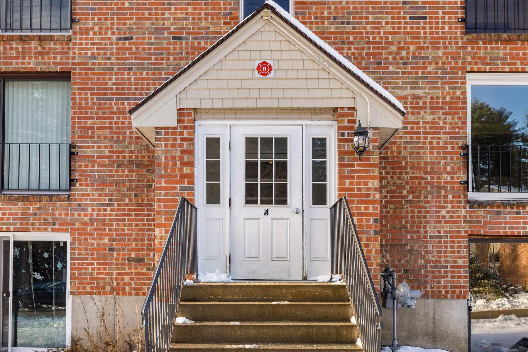 4 Brookside Drive, Unit 10 Exeter, NH 03833 - Photo 22 of 25