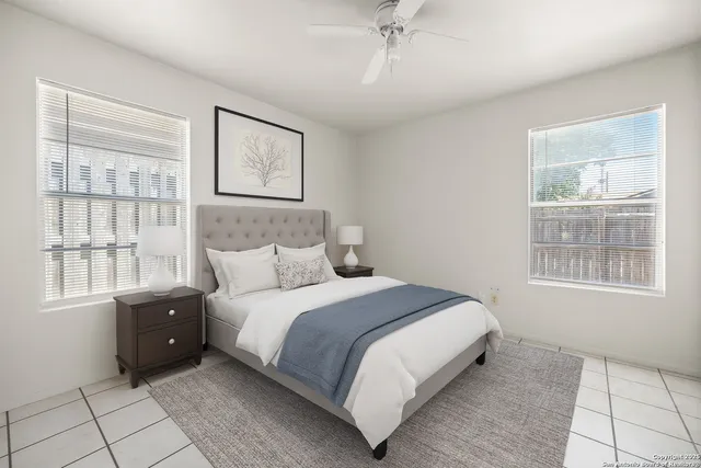 $1,050 | 1118 West Goodwin Street, Unit C, Pleasanton, TX 78064