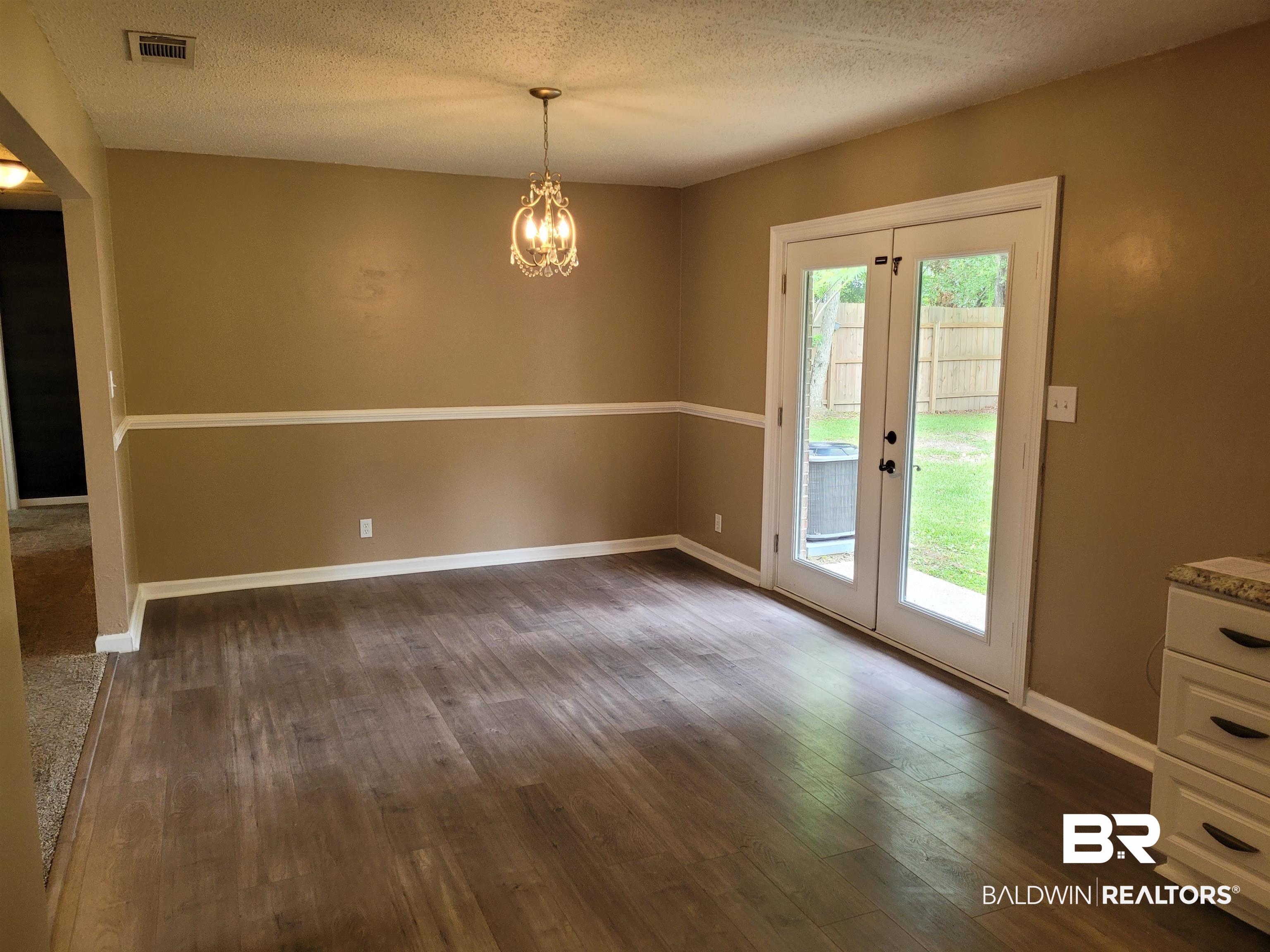 1071 North Magnolia Street Loxley, AL 36551 - Photo 5 of 19