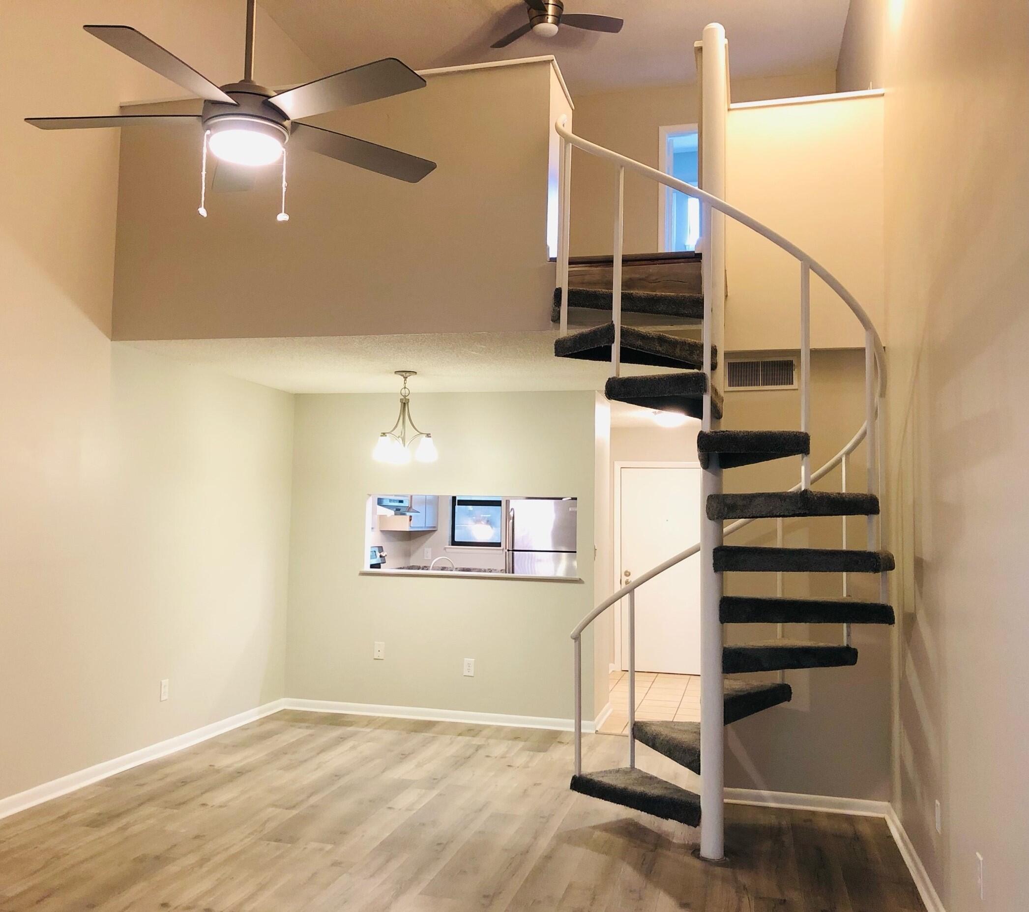 405 Harbison Boulevard, Unit 624 Columbia, SC 29212 - Photo 3 of 8 Living Room 2