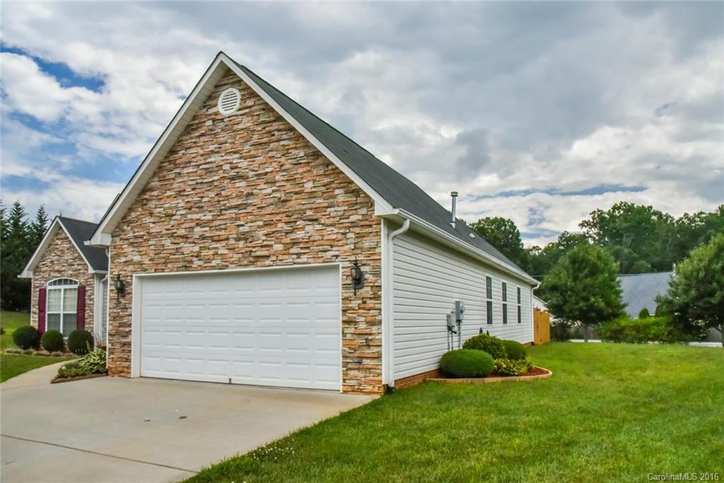 55 Summer Meadow Road, Unit 28 Arden, NC 28704 - Photo 2 of 24 Gallery Image 2